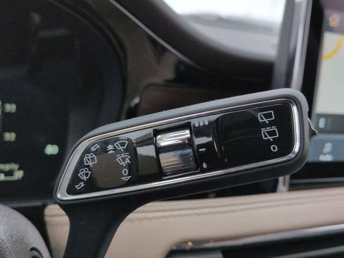 Used 2021 Lincoln Corsair Reserve w/ Equipment Group 201A image 27