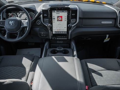 New 2026 RAM 2500 Big Horn AWD/4WD image 22