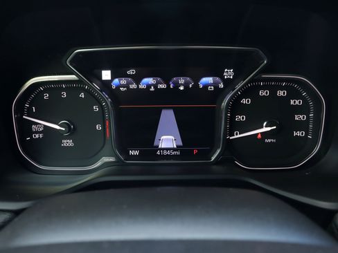 Used 2021 GMC Yukon Denali w/ Denali Ultimate Package image 12