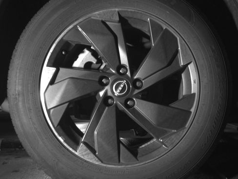 Used 2025 Nissan Rogue SV image 15