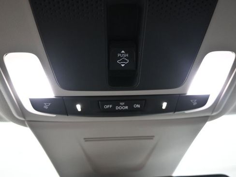 Used 2023 Honda Civic Touring image 22