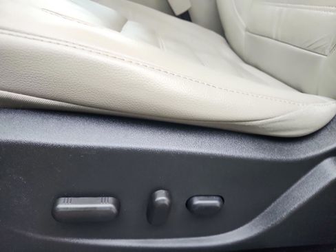 Used 2018 Ford Escape SEL image 13