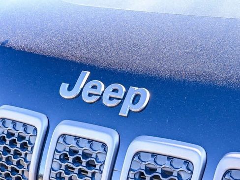 Used 2022 Jeep Cherokee Trailhawk w/ Sound & Nav Group image 14