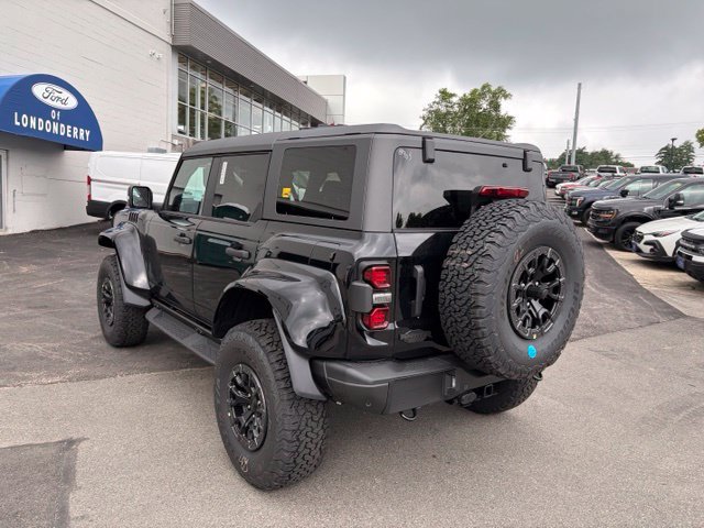 New 2026 Ford Bronco Raptor w/ Interior Carbon Fiber Pack AWD/4WD image 5