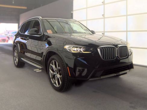 Used 2023 BMW X3 xDrive30i w/ Convenience Package AWD/4WD image 4