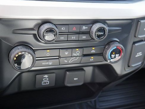 New 2025 Ford F250 XL w/ 360-Degree Camera Package image 19