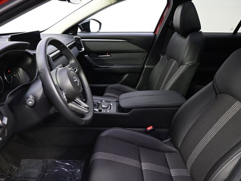 Certified 2025 MAZDA CX-50 AWD 2.5 S w/ Premium Package image 13