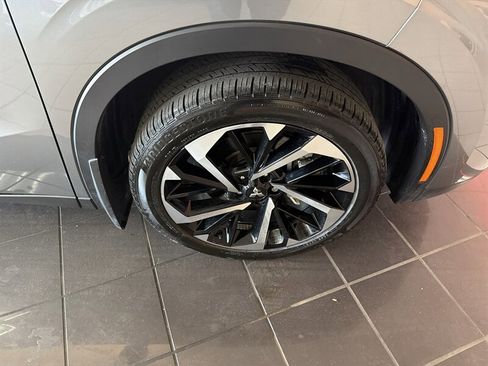 Used 2024 Mitsubishi Outlander SE Black Edition image 36