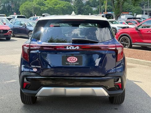Used 2024 Kia Seltos S FWD image 7