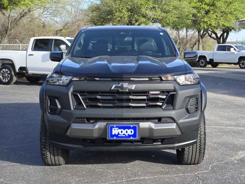Certified 2024 Chevrolet Colorado Trail Boss w/ Advanced Trailering Package image 2