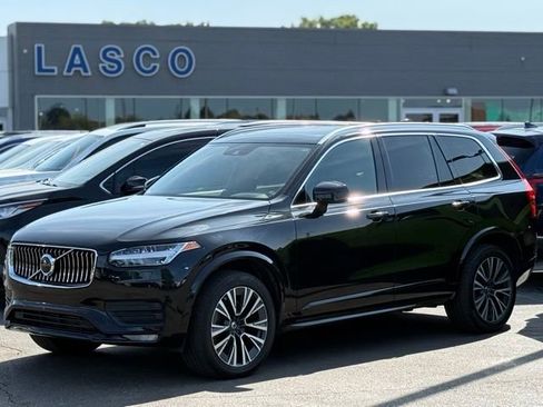 Used 2022 Volvo XC90 T6 Momentum w/ Climate Package image 1