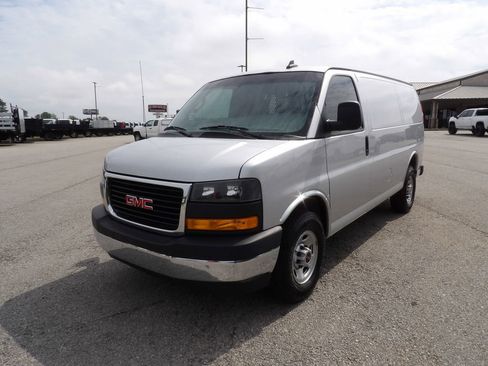 Used 2023 GMC Savana 2500 w/ Driver Convenience Package RWD image 56
