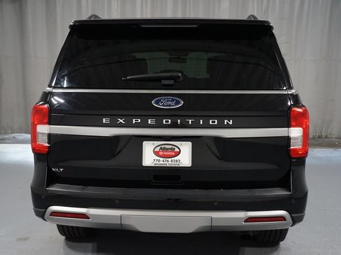 Used 2023 Ford Expedition XLT RWD image 7