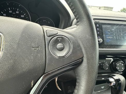 Used 2019 Honda HR-V Sport image 21