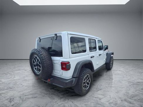 Used 2024 Jeep Wrangler Unlimited Rubicon w/ Technology Group AWD/4WD image 7