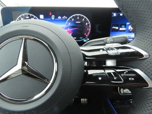 Certified 2026 Mercedes-Benz GLA 250 image 12