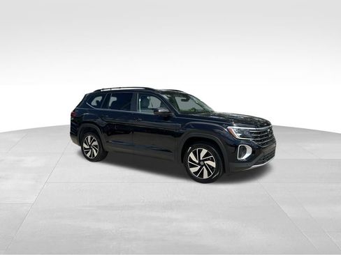 New 2026 Volkswagen Atlas SE FWD image 7