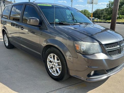 Used 2015 Dodge Grand Caravan R/T image 7