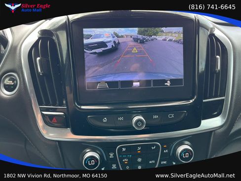Used 2020 Chevrolet Traverse LT AWD/4WD image 11