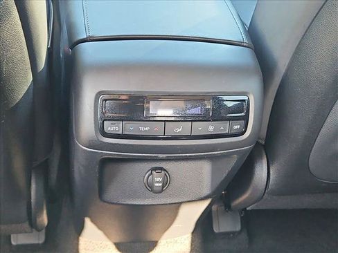Used 2025 Hyundai Palisade SEL FWD image 17