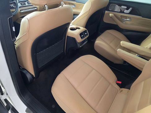 Certified 2024 Mercedes-Benz GLS 450 4MATIC image 15