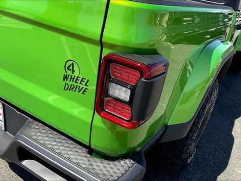 New 2025 Jeep Gladiator Willys image 12