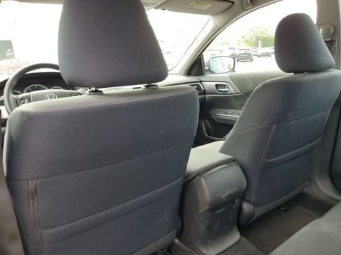 Used 2015 Honda Accord LX image 27