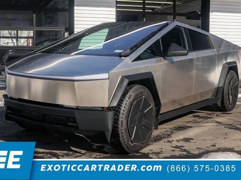Used 2024 Tesla Cybertruck AWD Crew Cab image 1