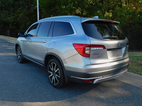 Certified 2020 Honda Pilot Touring image 9