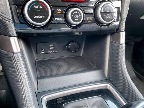 Certified 2023 Subaru Forester Limited AWD/4WD image 25