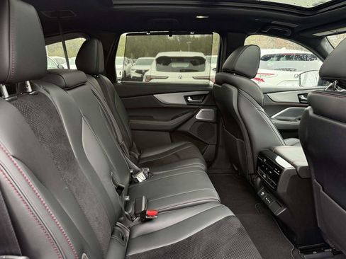 Used 2025 Acura MDX A-Spec image 16