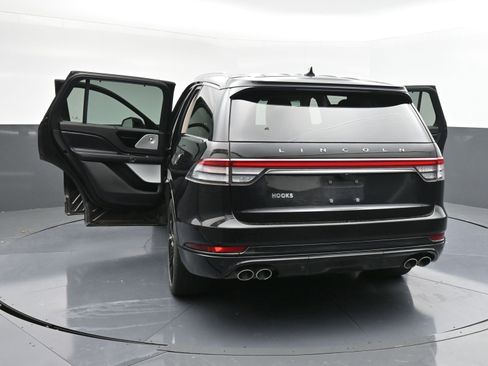 Used 2022 Lincoln Aviator Reserve w/ Equipment Group 201A image 40