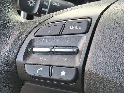 Used 2023 Hyundai Kona SEL image 20