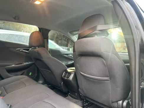 Used 2022 Chevrolet Malibu LT image 14