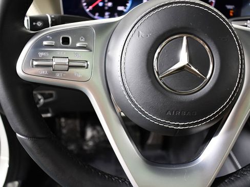 Used 2018 Mercedes-Benz S 560 Sedan image 35