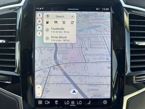 Used 2024 Volvo XC90 B6 Plus w/ Protection Package Premier image 23