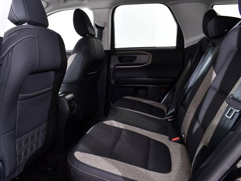 Used 2025 Ford Bronco Sport Big Bend w/ Convenience Package image 16