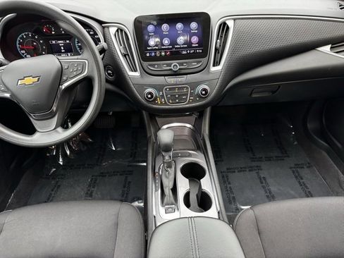 Certified 2023 Chevrolet Malibu LT image 2