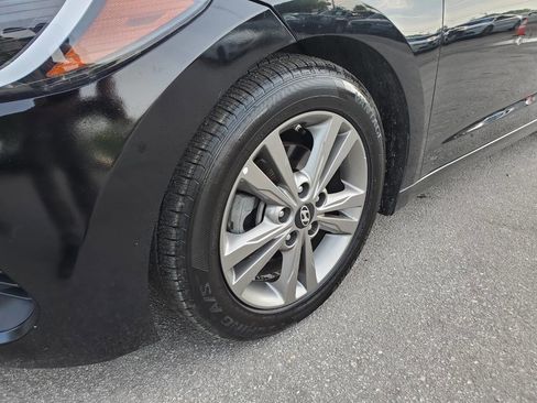 Used 2018 Hyundai Elantra SEL FWD image 22