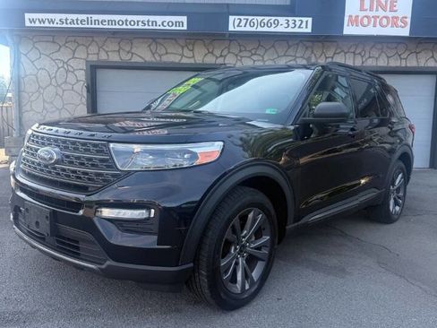 Used 2021 Ford Explorer XLT w/ Equipment Group 202A AWD/4WD image 1
