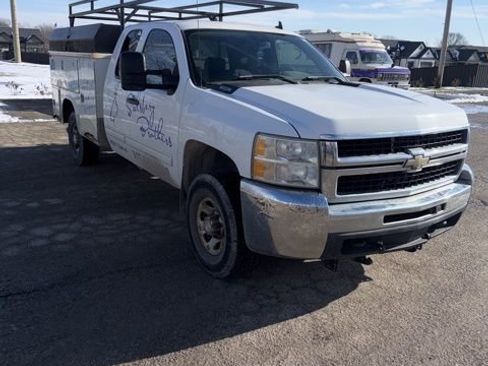 Used 2009 Chevrolet Silverado 3500 LT image 1