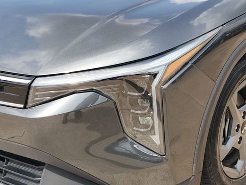 Used 2025 Kia K4 FWD image 9