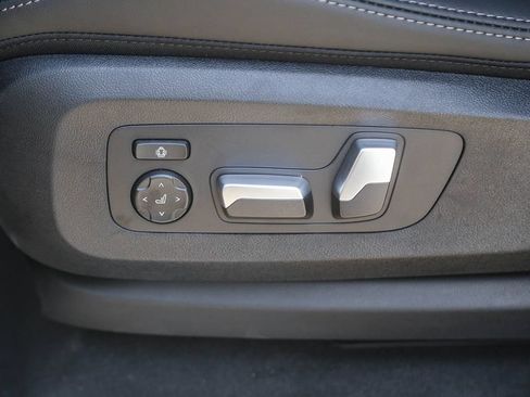 New 2026 BMW X5 sDrive40i w/ Parking Assistance Package RWD image 17