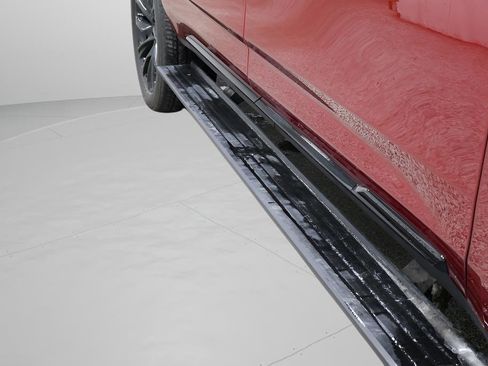 Used 2024 Cadillac Escalade ESV Sport Platinum w/ LPO, ONYX Package image 38