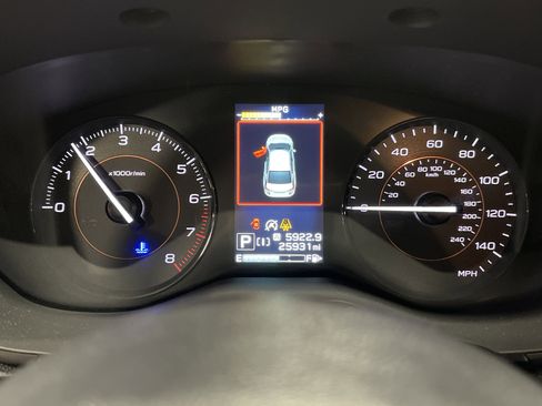 Used 2023 Subaru Crosstrek 2.0i Premium image 20