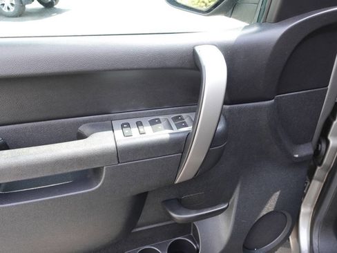 Used 2013 GMC Sierra 1500 SLE w/ Power Tech Package image 14