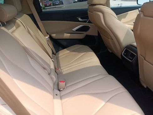 Used 2024 Acura RDX SH-AWD image 22