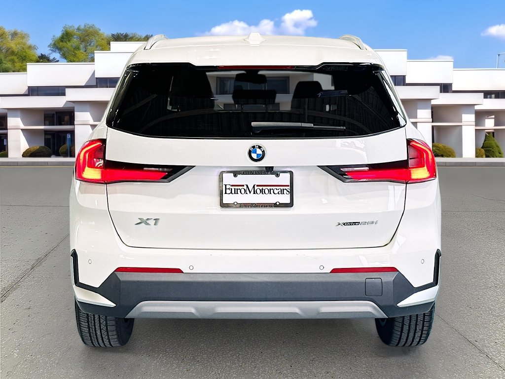 Used 2023 BMW X1 xDrive28i w/ Convenience Package AWD/4WD image 6
