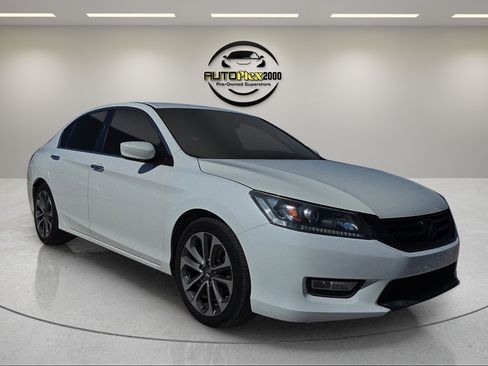 Used 2015 Honda Accord Sport image 1
