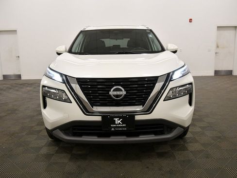 Used 2023 Nissan Rogue SV w/ SV Premium Package image 11